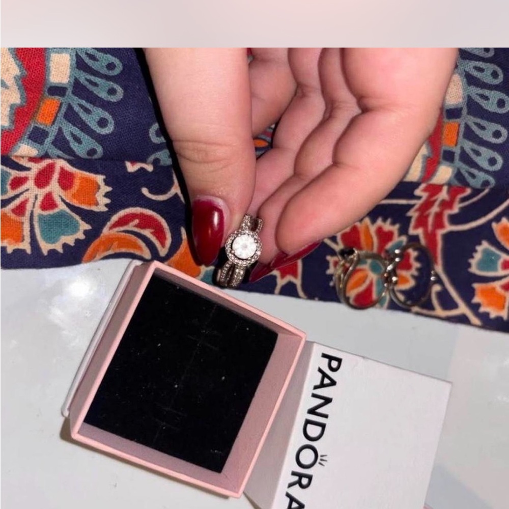 Pandora Silver Ring with Sparkling Stone